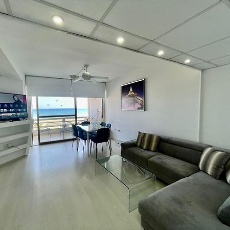 Sea View Suite In Makenzy Larnaca Exterior photo