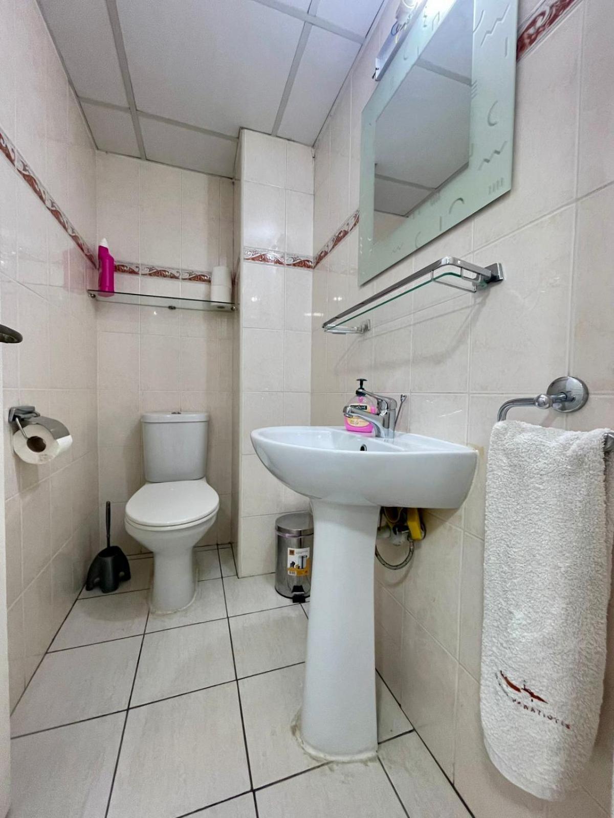 Sea View Suite In Makenzy Larnaca Exterior photo