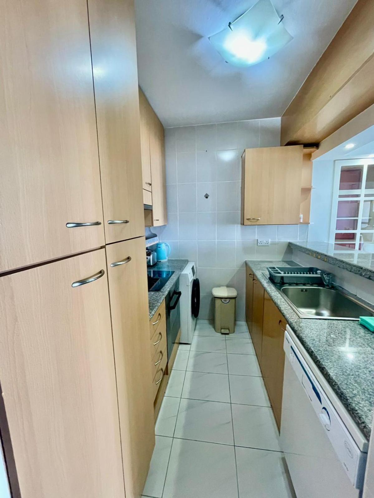 Sea View Suite In Makenzy Larnaca Exterior photo