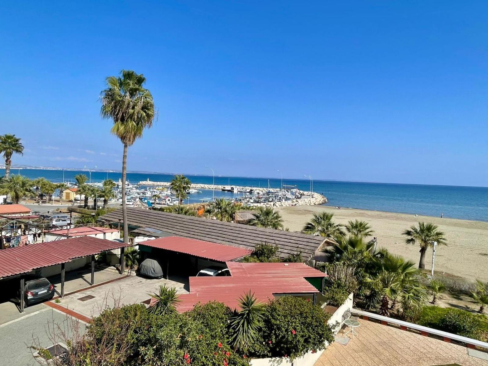 Sea View Suite In Makenzy Larnaca Exterior photo